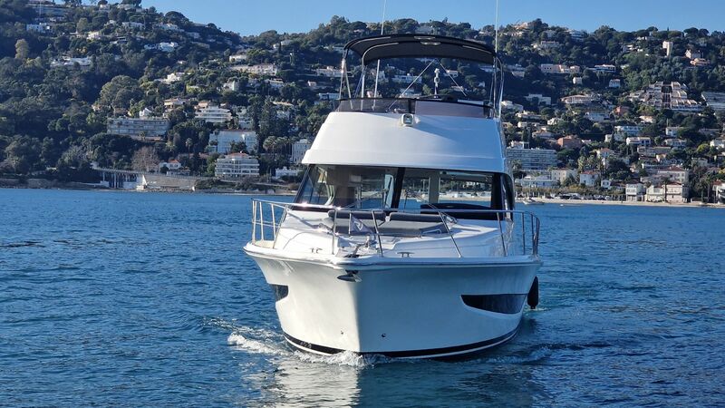 RIVIERA 39 FLY 